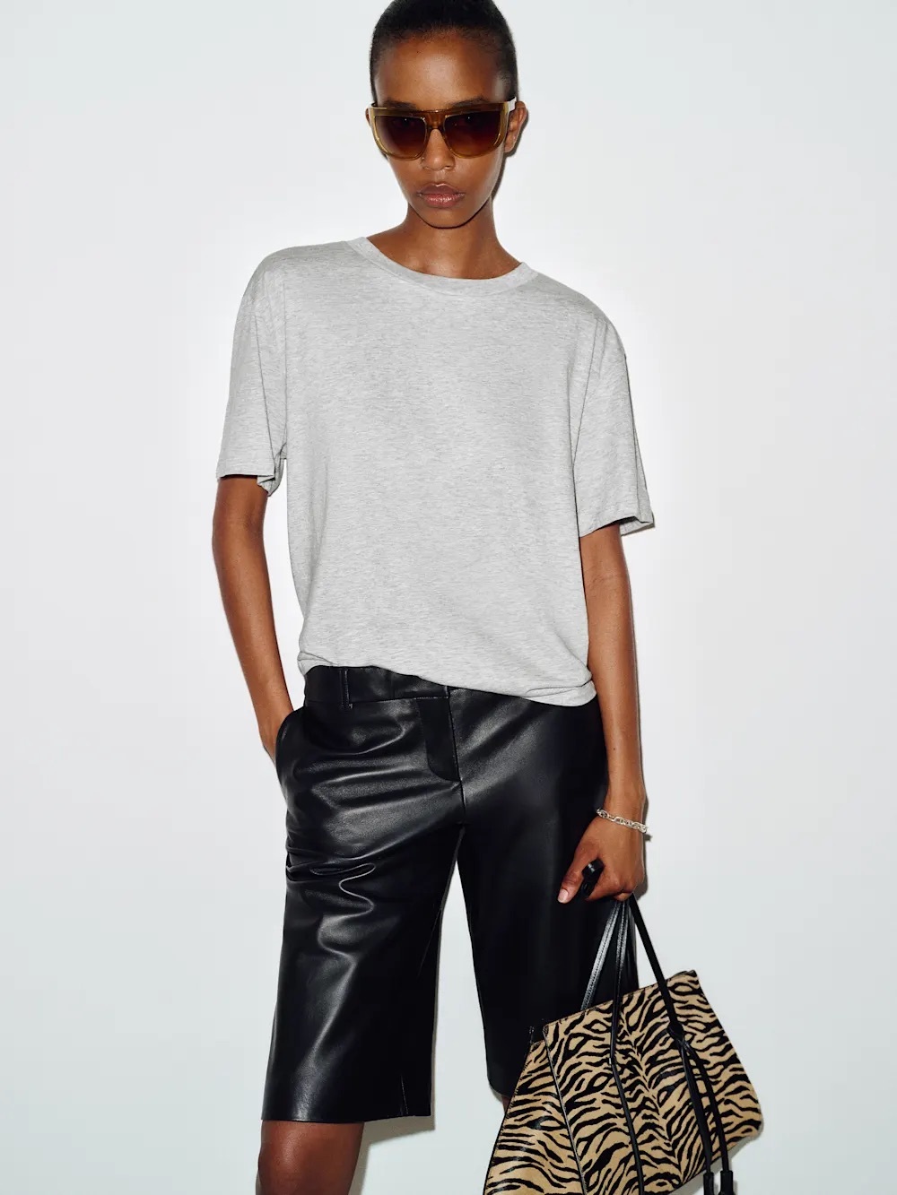 Reformation Liam Oversized Tee in Heather Grey